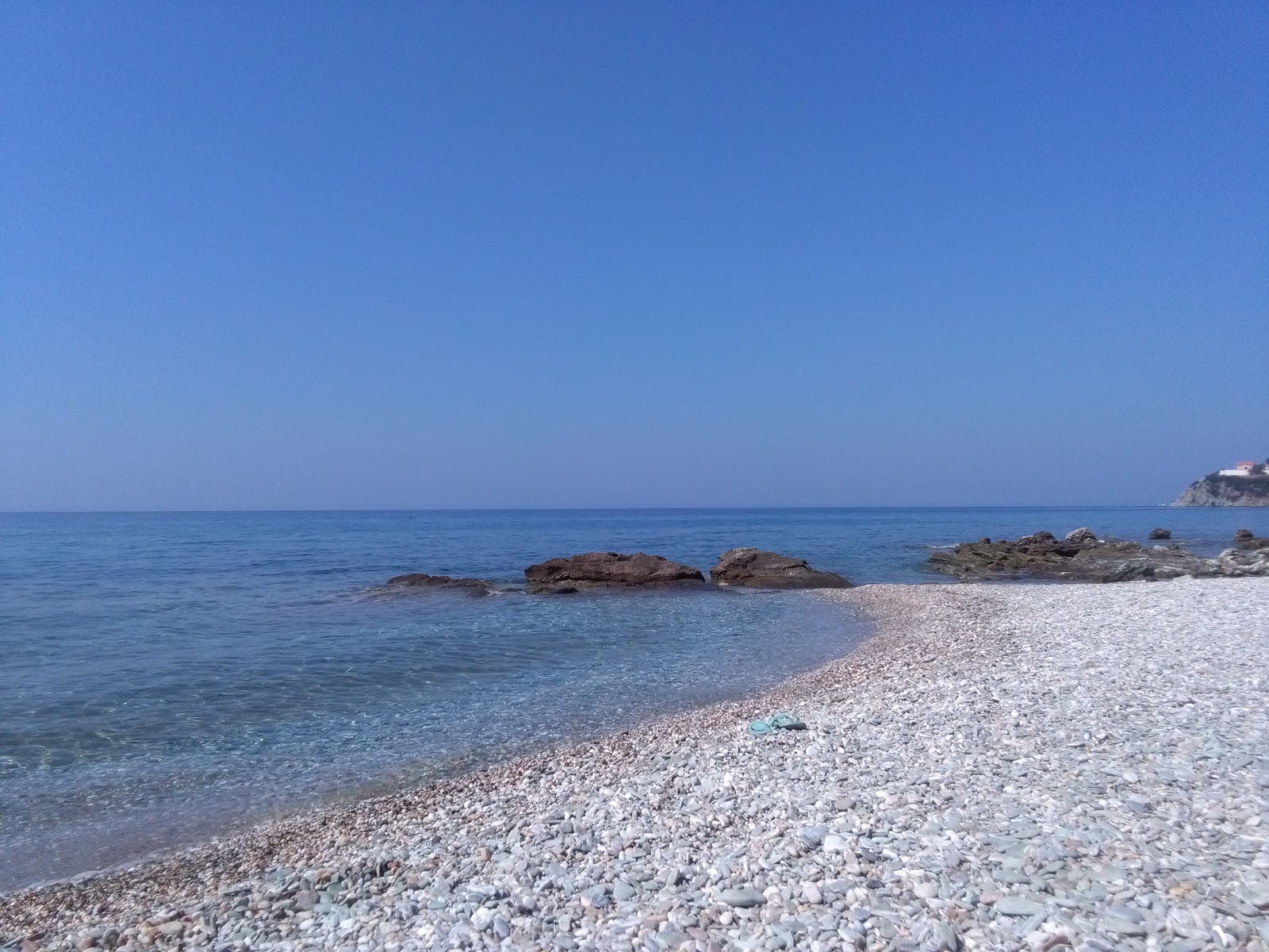 Fotografie cu Ammoudeli beach și așezarea