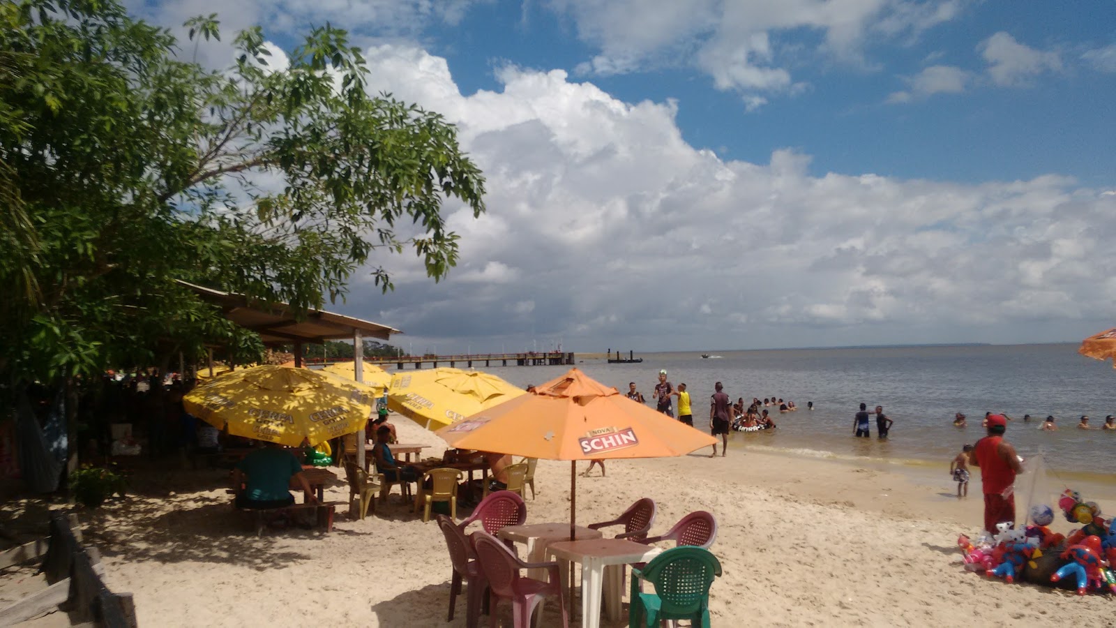 Photo de Praia do Caripi avec plage spacieuse