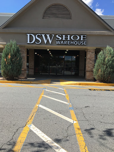Shoe Store «DSW Designer Shoe Warehouse», reviews and photos, 4741 Ashford Dunwoody Rd, Dunwoody, GA 30338, USA