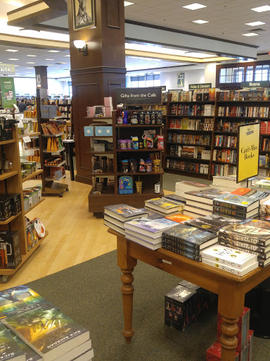 Book Store «Barnes & Noble», reviews and photos, 760 SE Maynard Rd, Cary, NC 27511, USA