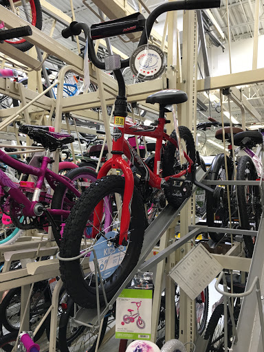 Department Store «Walmart Supercenter», reviews and photos, 9300 NW 77th Ave, Hialeah Gardens, FL 33016, USA