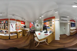 Vodafone Shop image