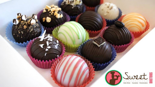 Wedding Bakery «Sweet Doctors», reviews and photos, 140 University Town Center Dr, Sarasota, FL 34243, USA