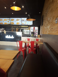 Atmosphère du Restauration rapide Food Court - Restaurant Halal à Nanterre - n°19