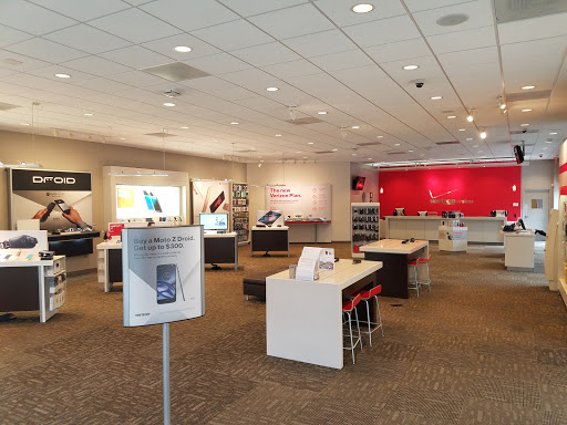 Cell Phone Store «Verizon», reviews and photos, 844 4th St, Santa Rosa, CA 95404, USA