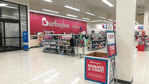 Clothing Store «Burlington Coat Factory», reviews and photos, 16590 N Fwy Service Rd, Conroe, TX 77384, USA