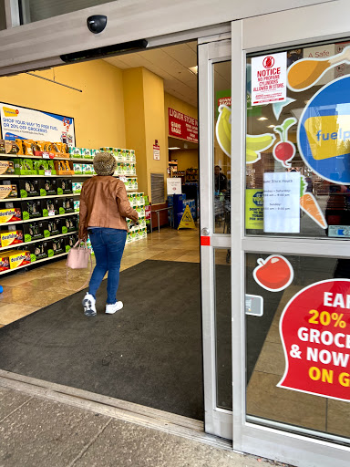 Supermarket «Giant Eagle Supermarket», reviews and photos, 873 Refugee Rd, Pickerington, OH 43147, USA