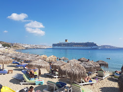 Agios Stefanos Plajı'in fotoğrafı - rahatlamayı sevenler arasında popüler bir yer