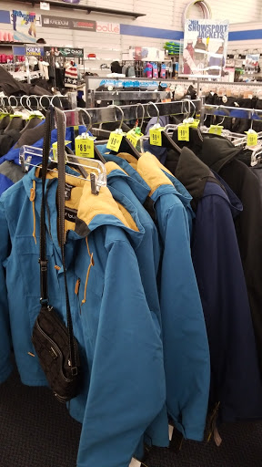 Sporting Goods Store «Big 5 Sporting Goods - Sunnyvale», reviews and photos, 721 Sunnyvale Saratoga Rd, Sunnyvale, CA 94087, USA