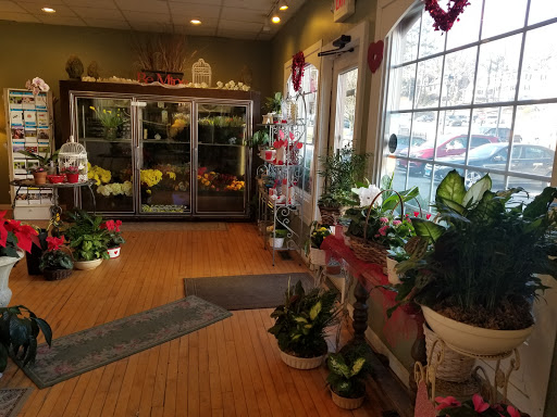 Florist «Agnew Florist-Watertown», reviews and photos, 587 Main St, Watertown, CT 06795, USA