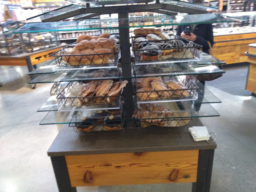 Grocery Store «Whole Foods Market», reviews and photos, 19607 Detroit Ave, Rocky River, OH 44116, USA