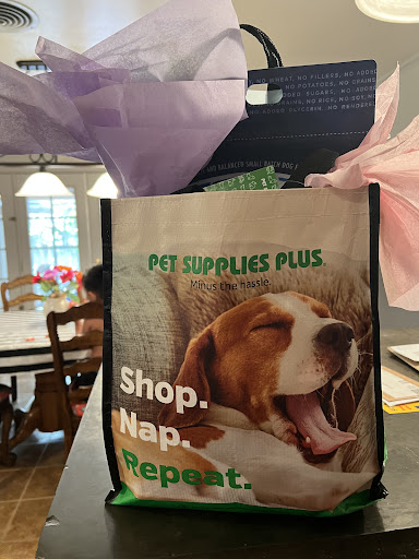 Pet Supply Store «Pet Supplies Plus», reviews and photos, 5418 N Blackstone Ave, Fresno, CA 93710, USA