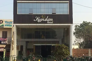 Shree Kundan Hotel image