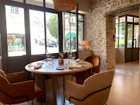 Atmosphère du Restaurant gastronomique Le Carmin à Beaune - n°6