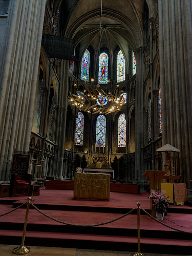 Église Paroisse Sainte-Bernadette Dijon