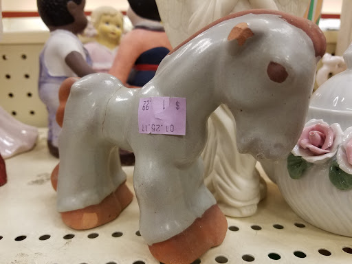 Thrift Store «Goodwill», reviews and photos, 24840 Pico Canyon Rd, Stevenson Ranch, CA 91381, USA