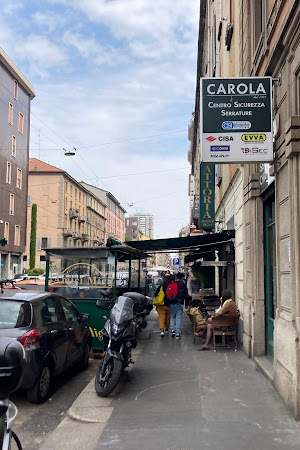 Carola Luca, Milano