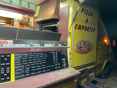 Camion pizza julien à Hyères