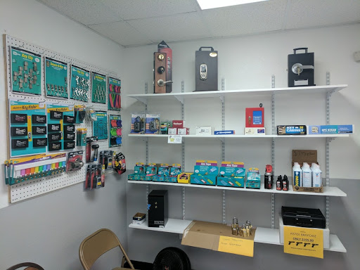 Locksmith «Brandon Lock & Safe, Inc.», reviews and photos, 333 N Falkenburg Rd b203, Tampa, FL 33619, USA
