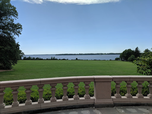 Tourist Attraction «Blithewold Mansion, Gardens & Arboretum», reviews and photos, 101 Ferry Rd, Bristol, RI 02809, USA