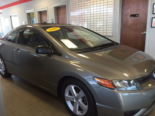 Car Dealer «E-Z Loan Auto Sales of Lockport», reviews and photos, 6145 S Transit Rd, Lockport, NY 14094, USA