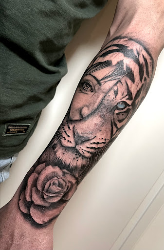 AleYellow Tattoo