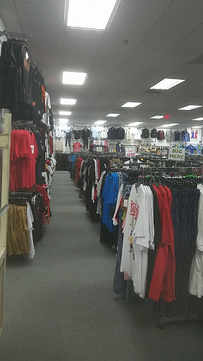Uniform Store «Scrub Pro Uniforms & Gallo Clothing», reviews and photos, 78 Mountain Rd, Glen Burnie, MD 21060, USA