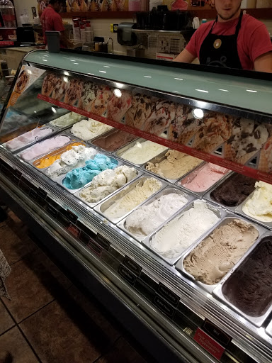 Ice Cream Shop «Cold Stone Creamery», reviews and photos, 1227 SW Wanamaker Rd Suite 100, Topeka, KS 66604, USA
