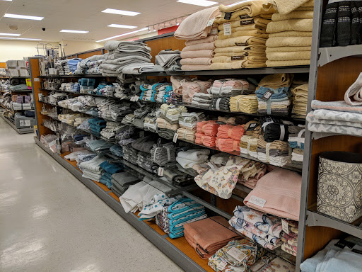 Department Store «T.J. Maxx», reviews and photos, 588 Francisco Blvd W, San Rafael, CA 94901, USA