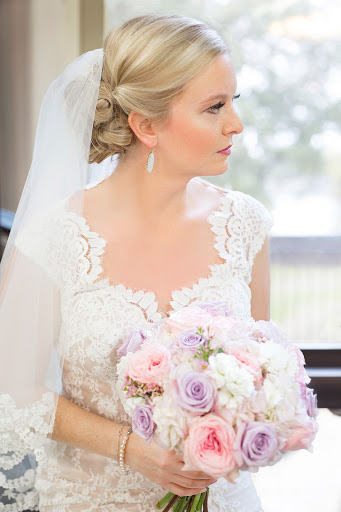 Bridal Shop «Once Upon A Bride Wedding Resale Superstore», reviews and photos, 1931 E Ben White Blvd #800, Austin, TX 78741, USA