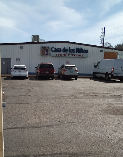 Thrift Store «Casa De Los Ninos Thrift Store», reviews and photos, 1302 E Prince Rd, Tucson, AZ 85719, USA