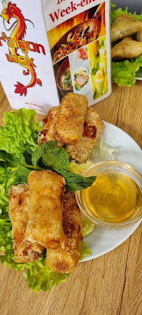 Rouleau de printemps du Restaurant thaï Dragon Wok à Paris - n°17