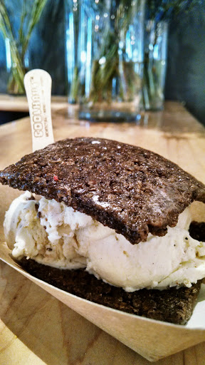 Ice Cream Shop «Coolhaus», reviews and photos, 59 E Colorado Blvd, Pasadena, CA 91103, USA