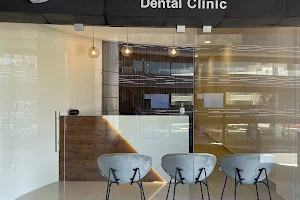 Balans Dental Clinic image