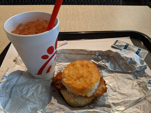 Fast Food Restaurant «Chick-fil-A», reviews and photos, 231 Power Center Dr, Dawsonville, GA 30534, USA