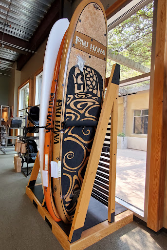 Camping Store «REI», reviews and photos, 7810 N Blackstone Ave, Fresno, CA 93720, USA