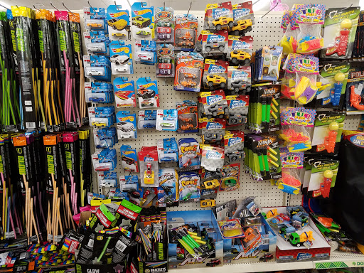 Dollar Store «Dollar Tree», reviews and photos, 1460 Lawson Dr, Howell, MI 48843, USA