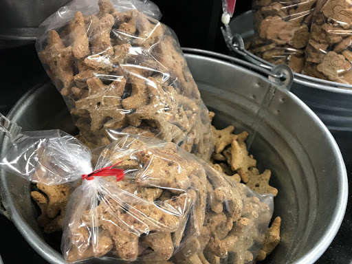 Pet Supply Store «Pet Pros Vancouver», reviews and photos, 13215 SE Mill Plain Blvd, Vancouver, WA 98684, USA