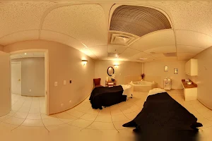 Elipsis Day Spa image