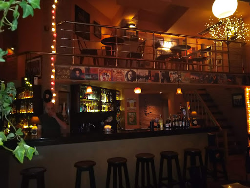 Καφέ Αρκούδα Classic Jazz Rock & Blues Bar