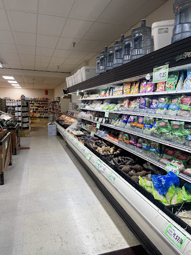 Grocery Store «R-N Market», reviews and photos, 6670 N Cedar Ave, Fresno, CA 93710, USA