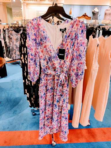 Department Store «Von Maur», reviews and photos, 100 Magnolia Ln, Beavercreek, OH 45440, USA