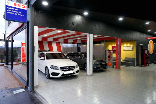 Talleres Pontevea en A Igrexa, A Coruña