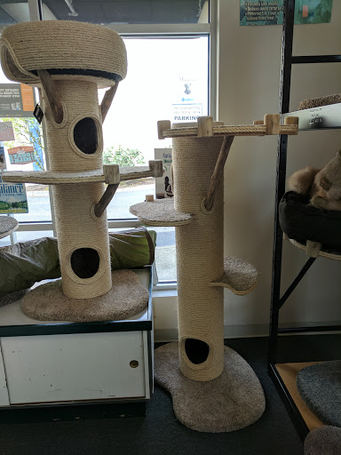 Pet Supply Store «Pet Loft», reviews and photos, 6333 SW Macadam Ave #104, Portland, OR 97239, USA
