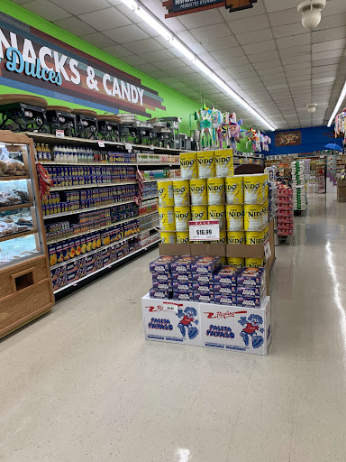 Grocery Store «J & J Foods», reviews and photos, 1075 Jesse Jewell Pkwy, Gainesville, GA 30501, USA