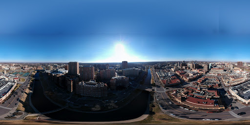 Computer Store «Apple Country Club Plaza», reviews and photos, 227 Nichols Rd, Kansas City, MO 64112, USA