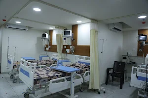 Atmiya hospital image