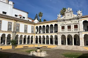 University of Évora image