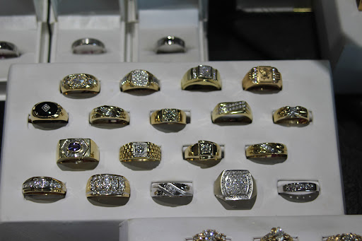 Jewelry Store «Shnayder Jewelry and Pawn Shop», reviews and photos, 110 Daniel Webster Hwy, Nashua, NH 03060, USA