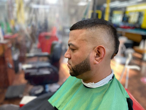 Barber Shop «Los Compadres Barber Shop», reviews and photos, 314 Moody St, Waltham, MA 02452, USA